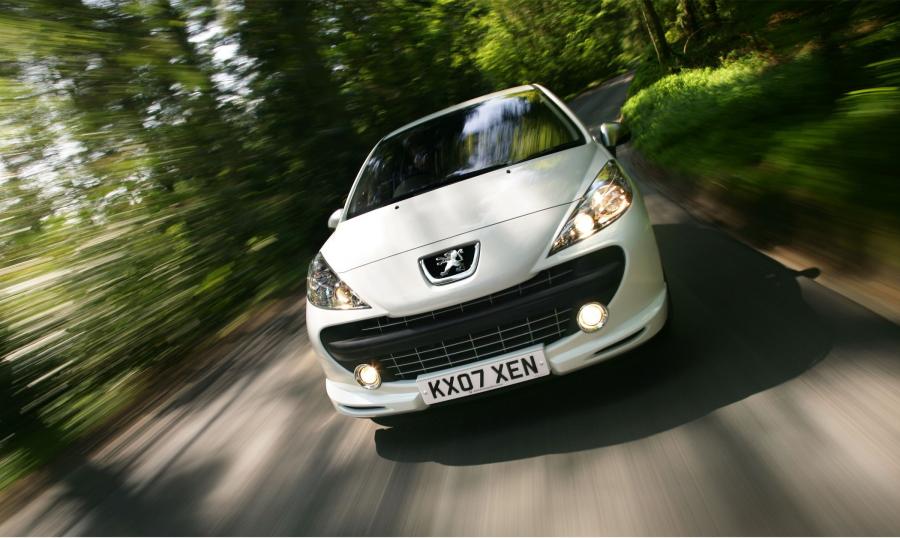  Peugeot 207 GTi THP 175 2008 года  (фото 34 из 49)